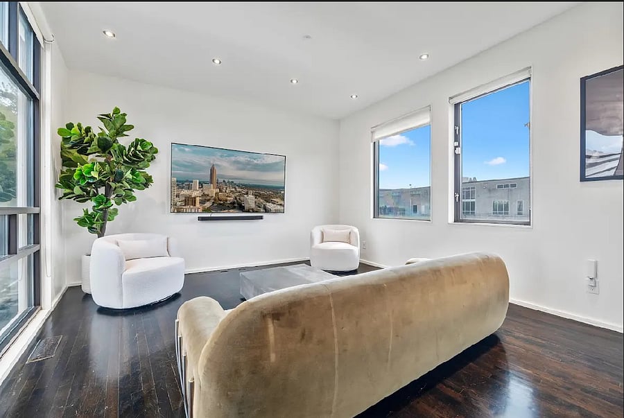 Furnished Finder property 711055_1 photo 3