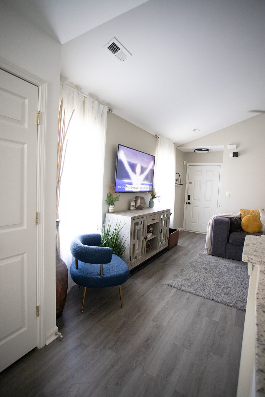 Furnished Finder property 711124_1 photo 17