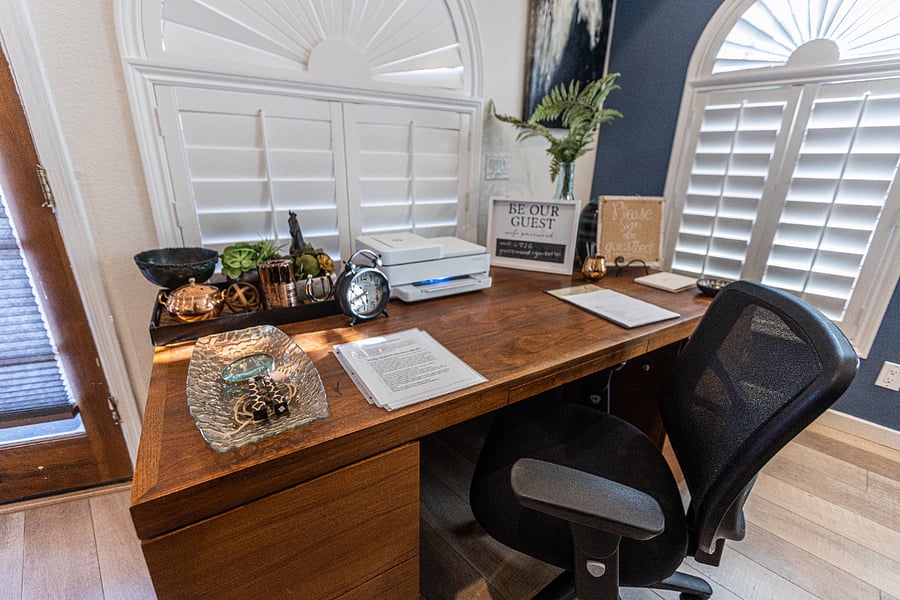 Dedicated workspace with printer