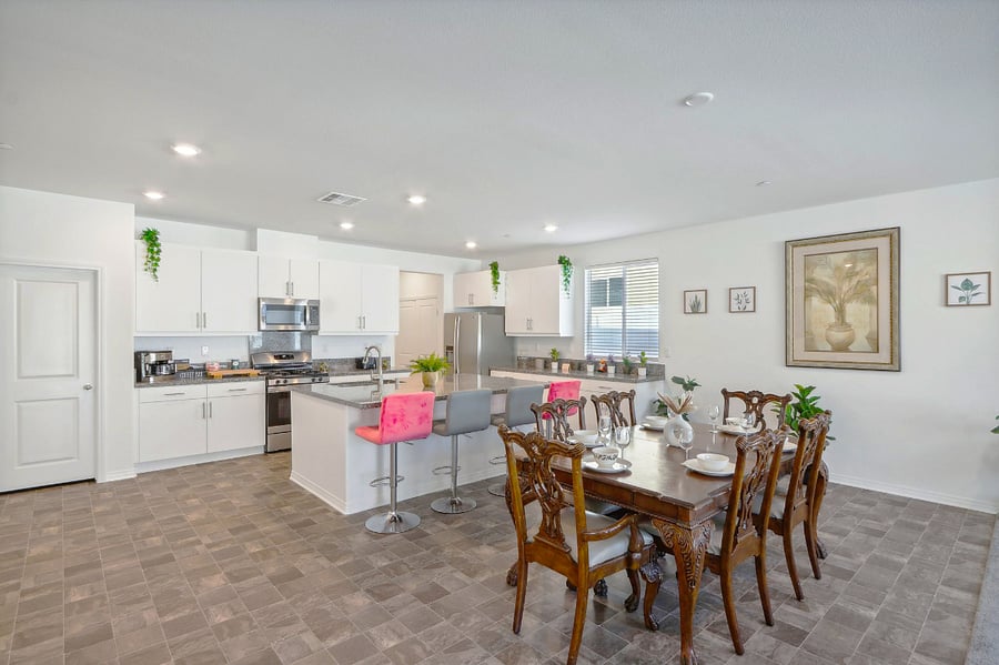 Enjoy a spacious dining area, perfect for gatherings and meals!