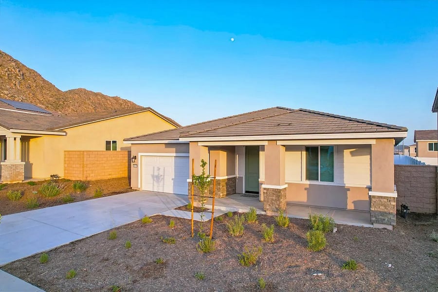Enjoy the inviting exterior and beautiful surroundings.
