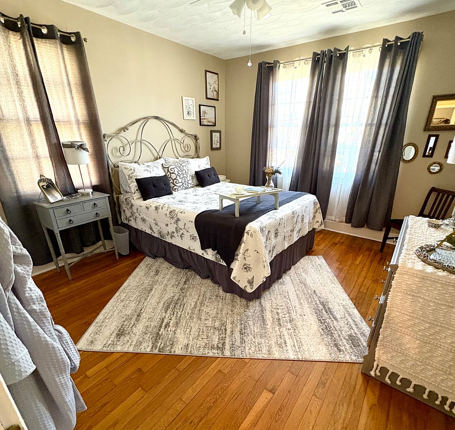 Second bedroom