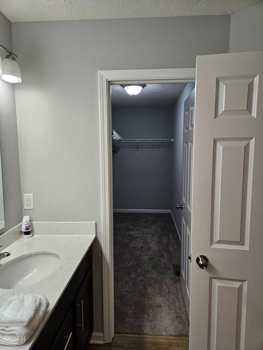 Furnished Finder property 711216_1 photo 4