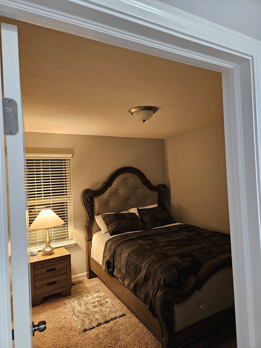Furnished Finder property 711216_1 photo 11