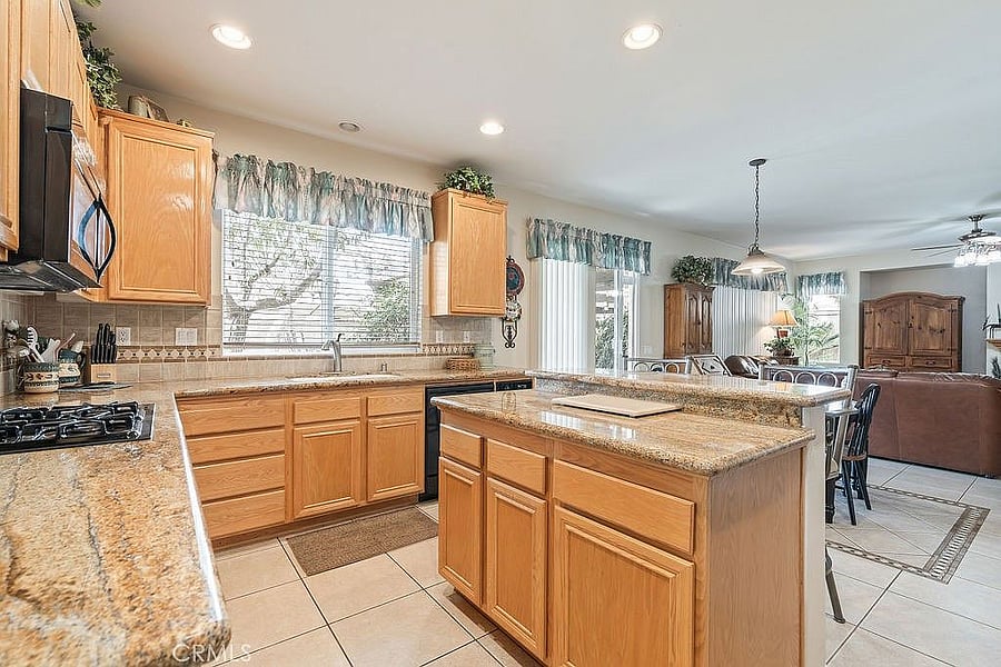 Furnished Finder property 711308_1 photo 8