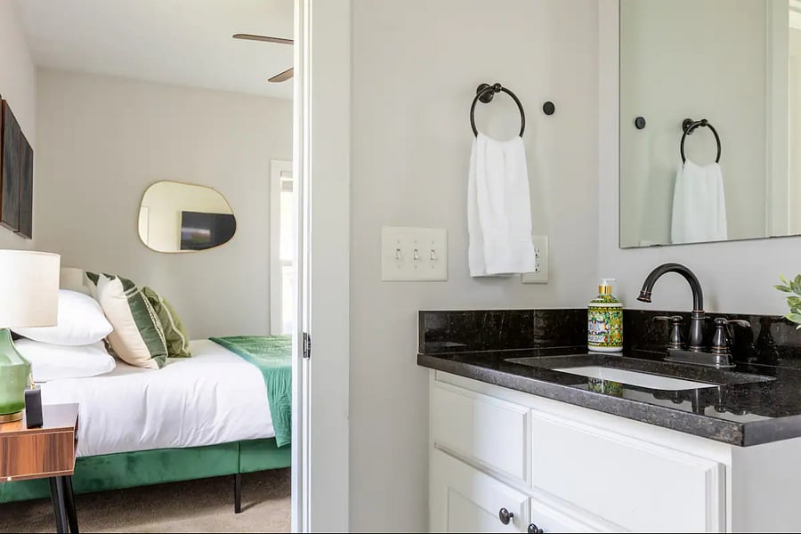 Bedroom #1 - Ensuite Bathroom