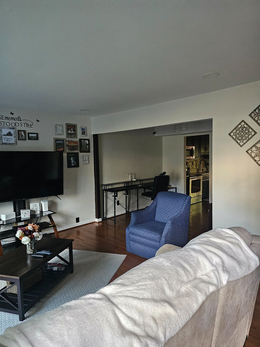 Furnished Finder property 711582_2 photo 11