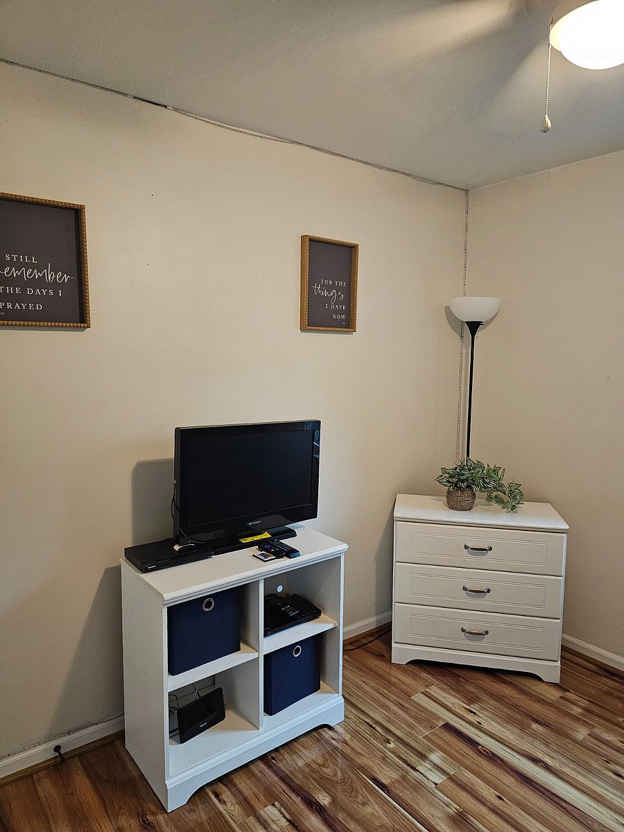 Furnished Finder property 711582_3 photo 5