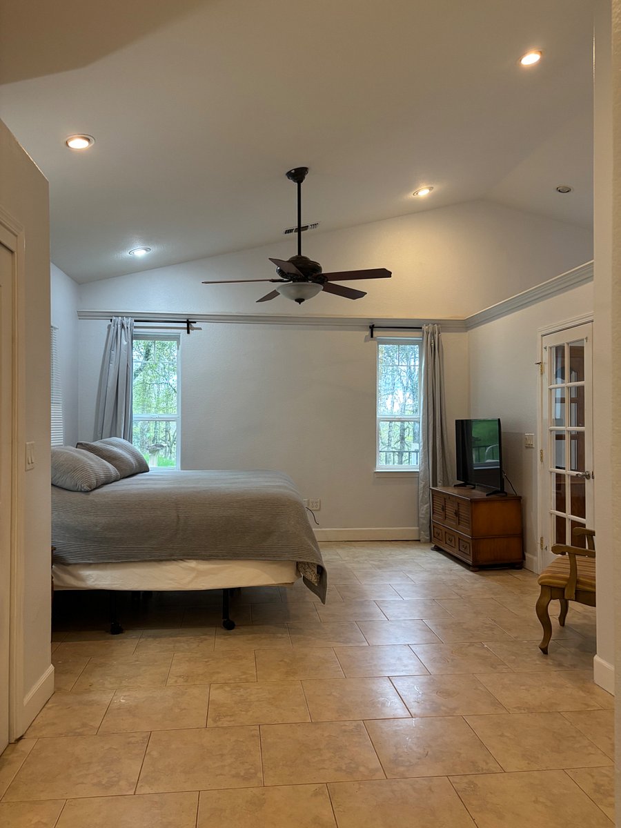 Furnished Finder property 711611_1 photo 12