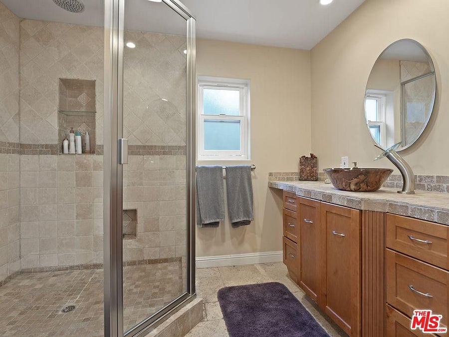 Furnished Finder property 711639_1 photo 11