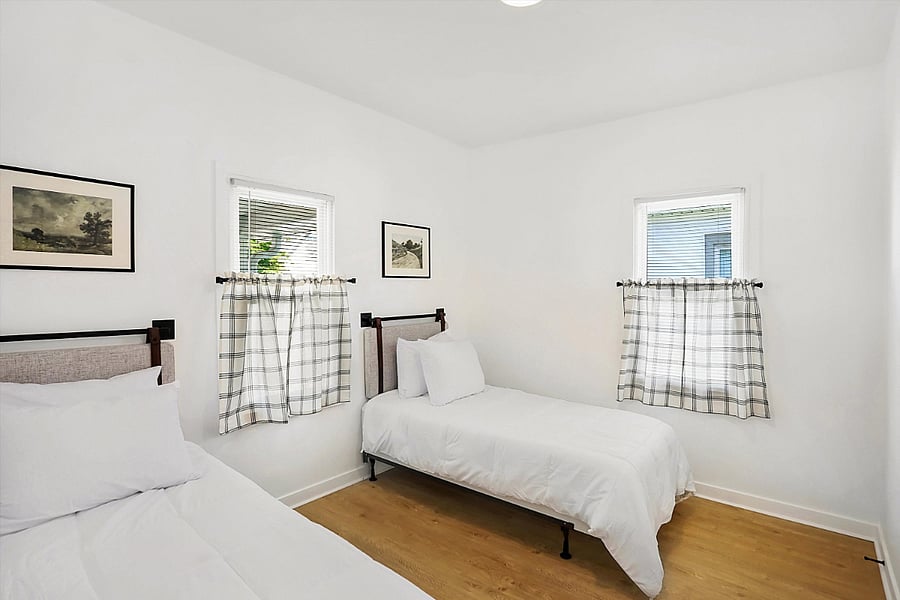 Furnished Finder property 711662_1 photo 8