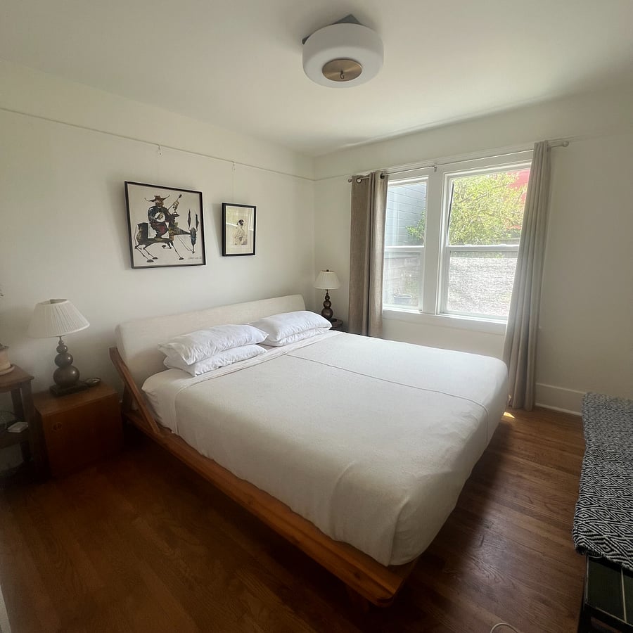 King size bed