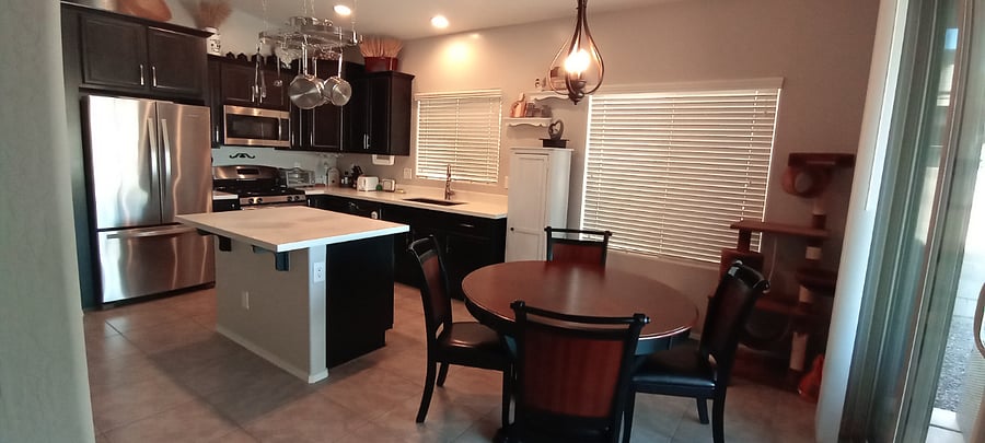 Kitchen & Eating