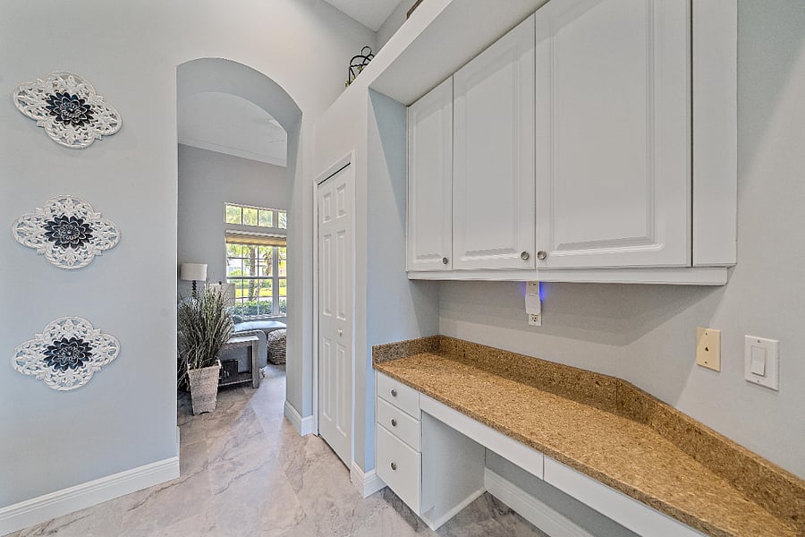 Furnished Finder property 711805_1 photo 18