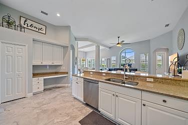 Furnished Finder property 711805_1 photo 19