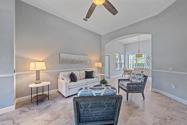Furnished Finder property 711805_1 photo 31