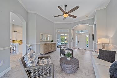 Furnished Finder property 711805_1 photo 32