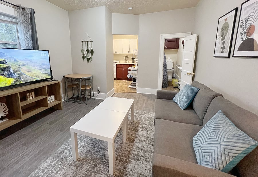 Furnished Finder property 711858_1 photo 3