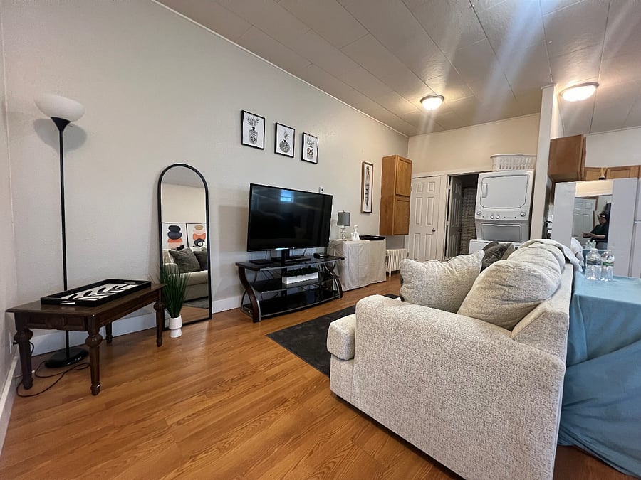Furnished Finder property 711858_2 photo 2