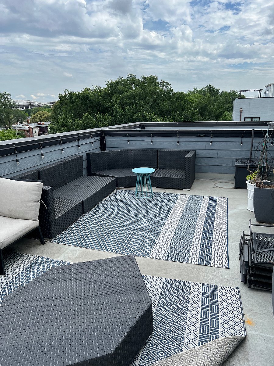 Private Rooftop