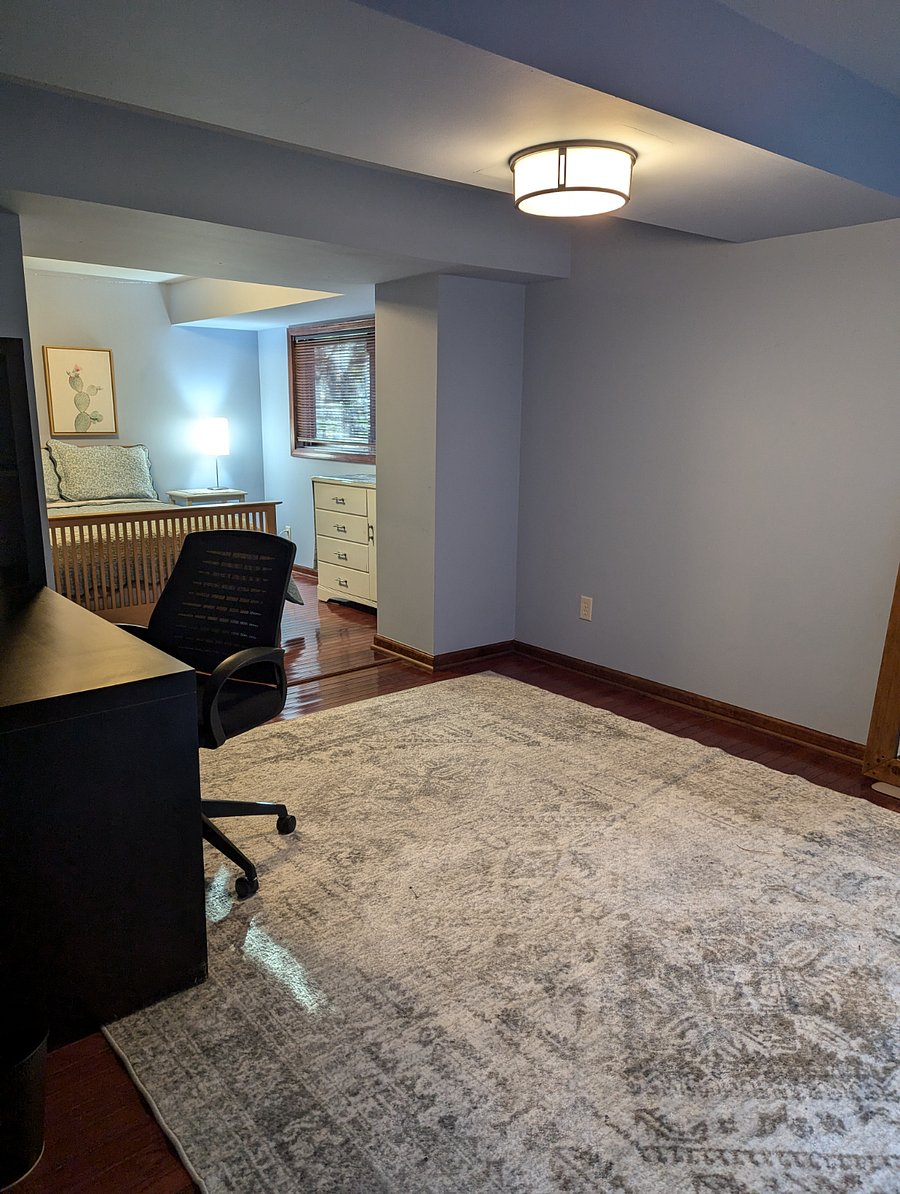 1st bedroom
