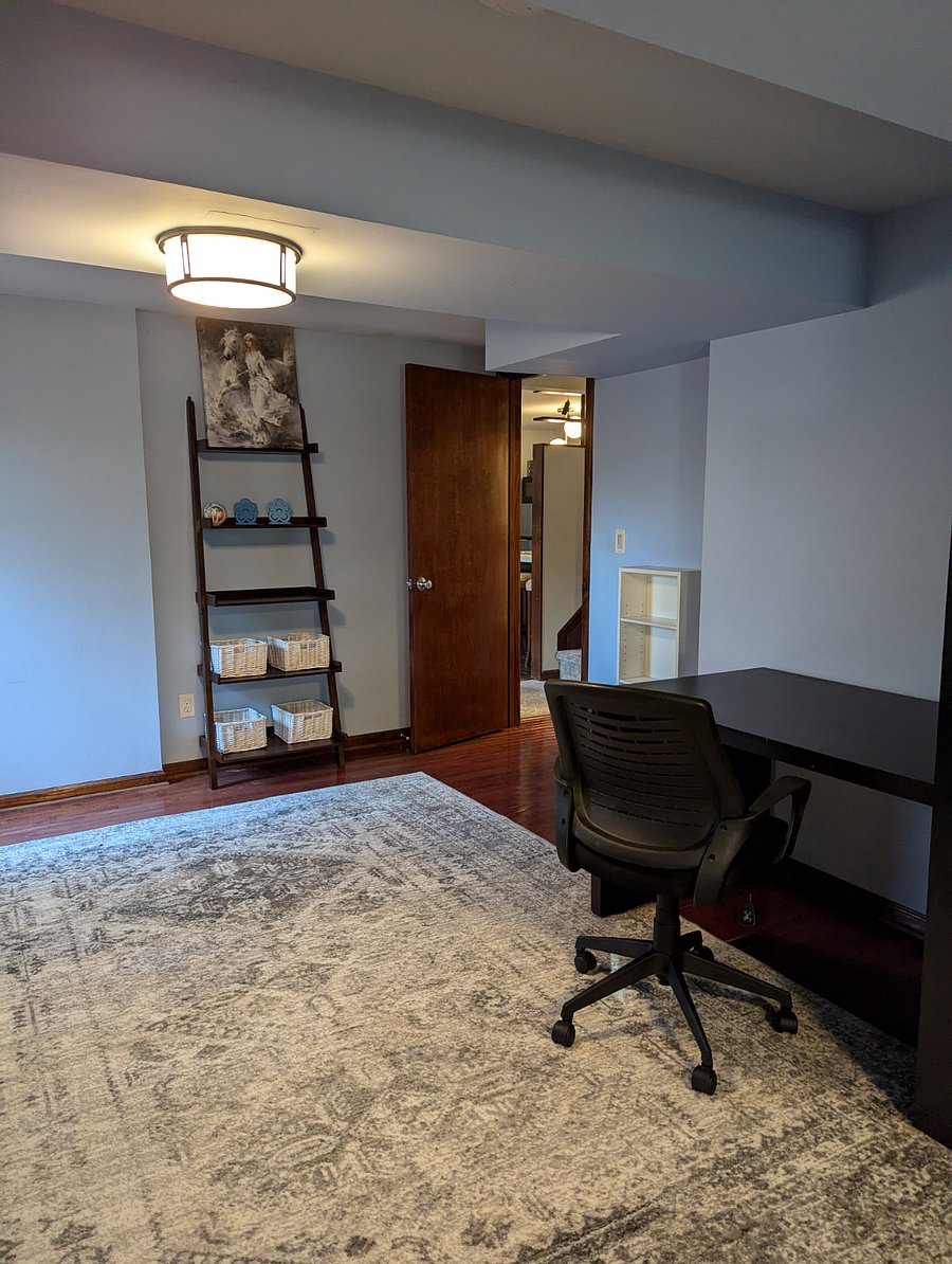 1st bedroom