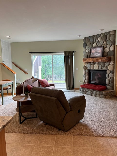 Furnished Finder property 712000_1 photo 6