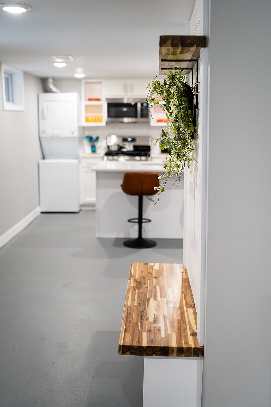 Drop zone when you enter separates kitchen from living area
