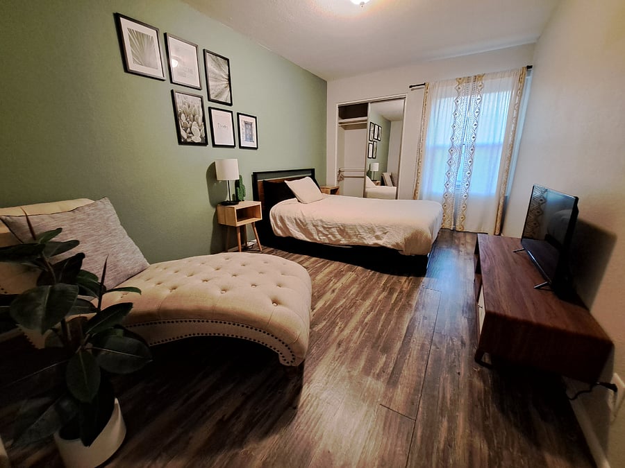 Furnished Finder property 712099_1 photo 12