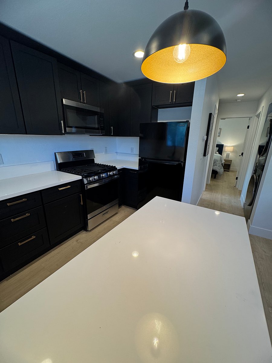 Furnished Finder property 712102_2 photo 15