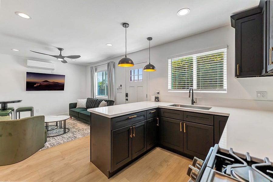Furnished Finder property 712102_2 photo 8