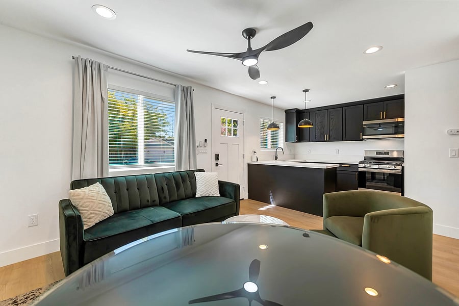 Furnished Finder property 712102_2 photo 3