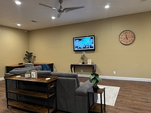 Furnished Finder property 712222_1 photo 3