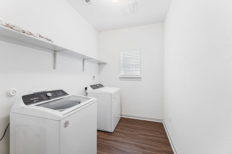 Furnished Finder property 712328_1 photo 30