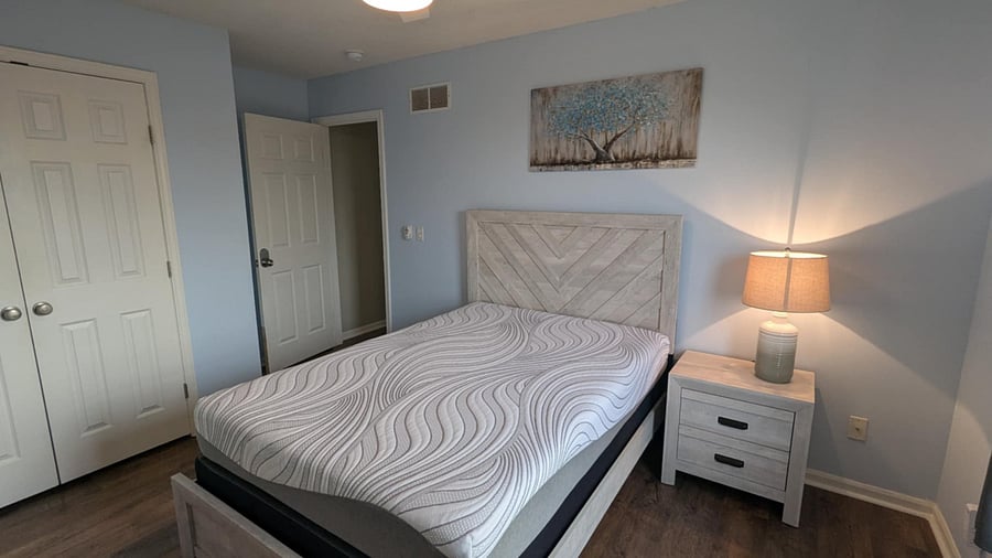 Upstairs Guest Room #1