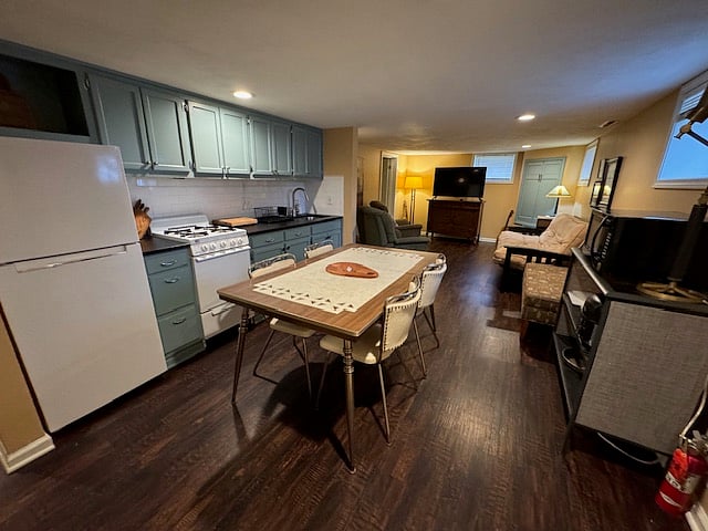 Furnished Finder property 712517_3 photo 3
