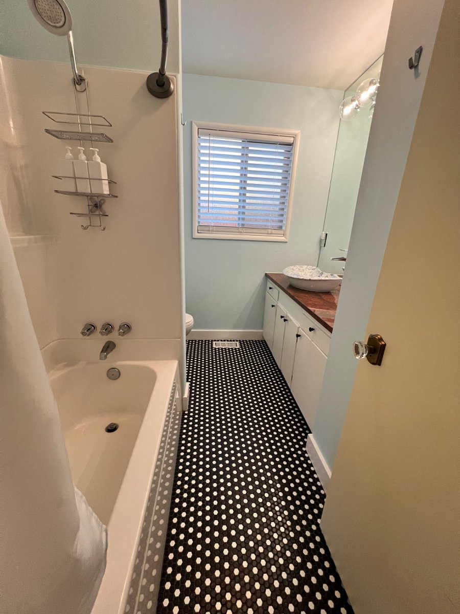 Furnished Finder property 712567_1 photo 12
