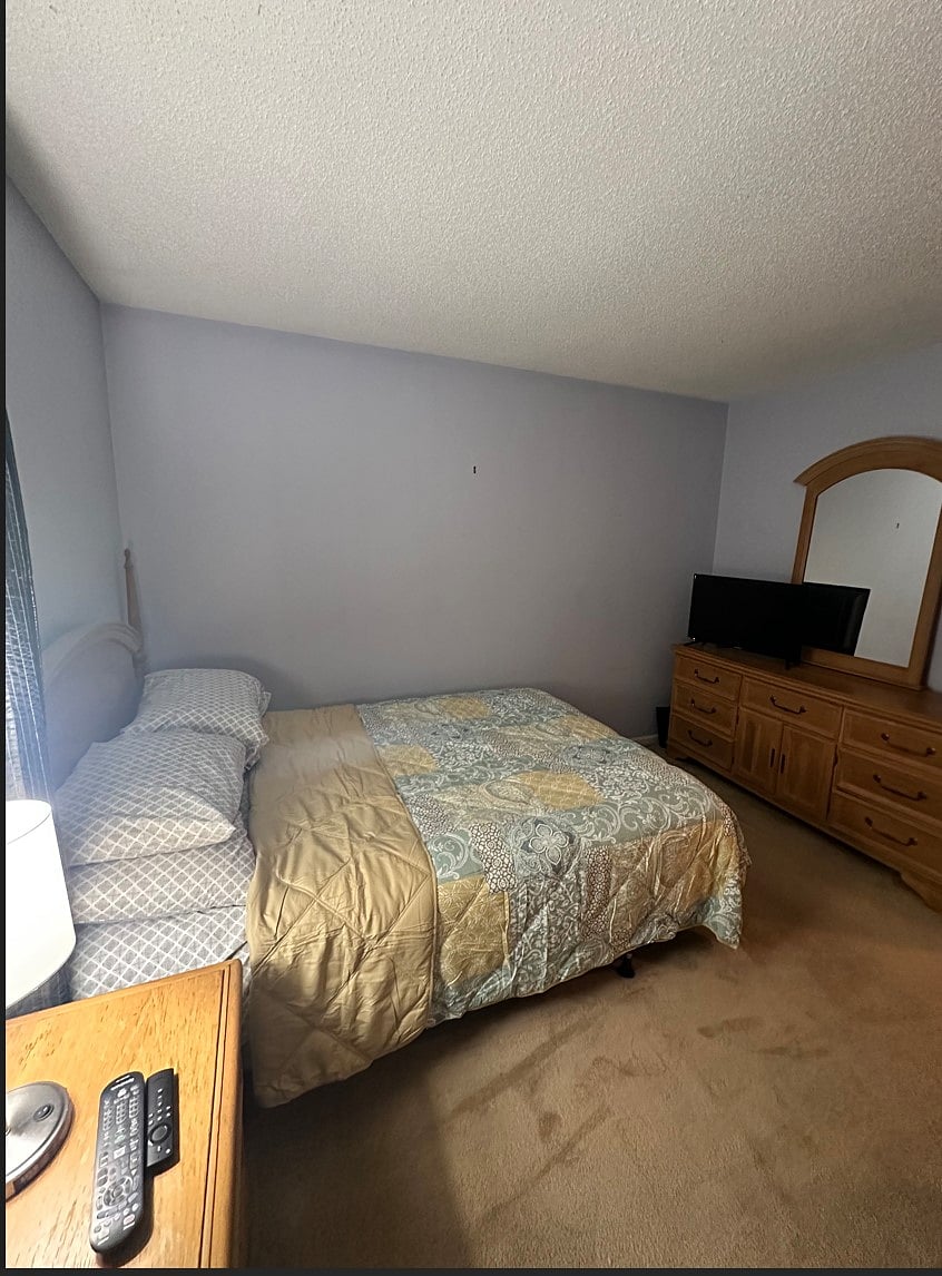 2nd b bedroom  Queen bed