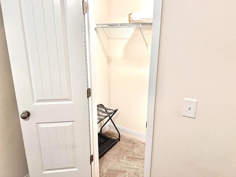 King walk-in closet