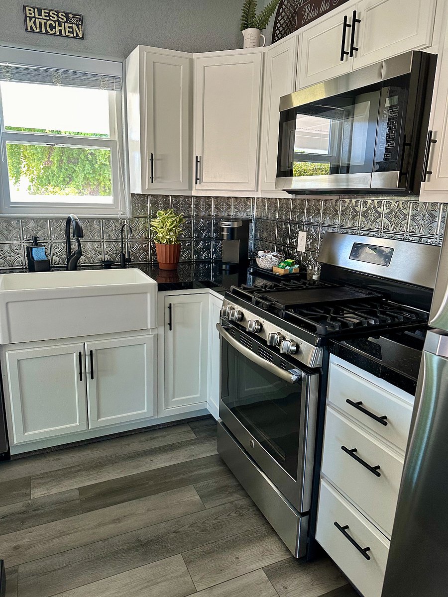 Gas stove