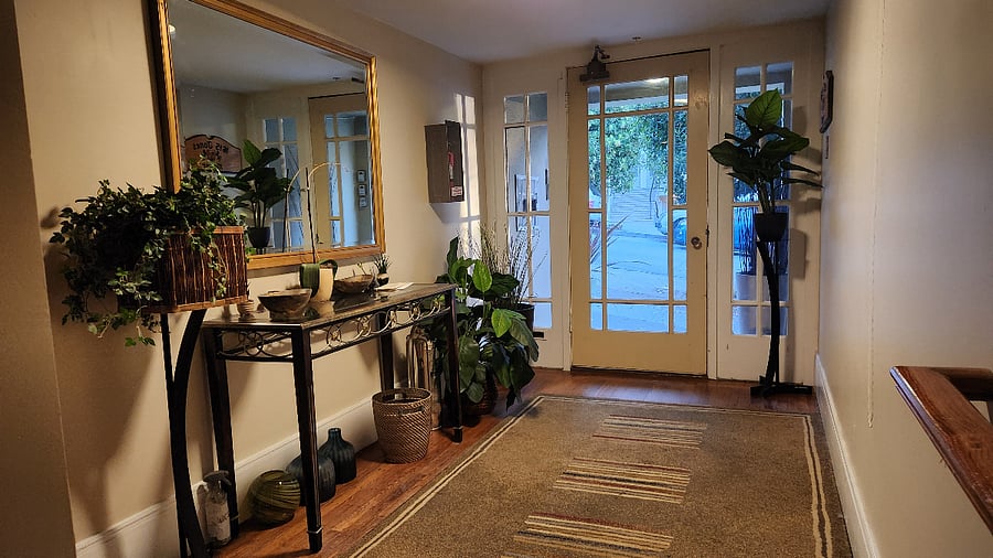 Furnished Finder property 712676_1 photo 3