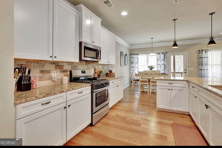 Furnished Finder property 712693_1 photo 16