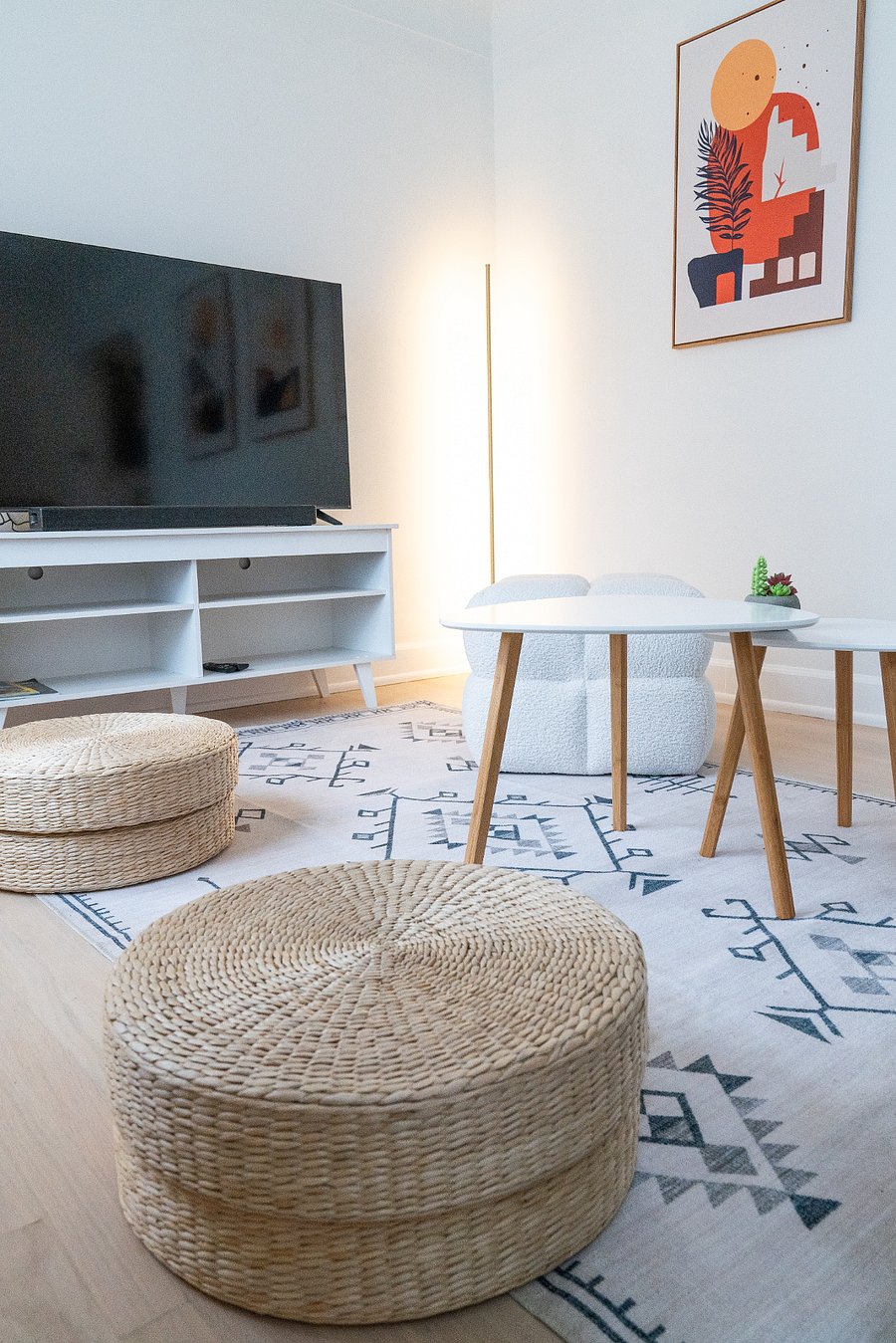 Living Room - Coffee Table Detail