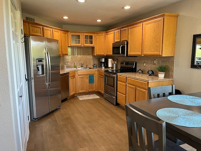 Furnished Finder property 712775_1 photo 4