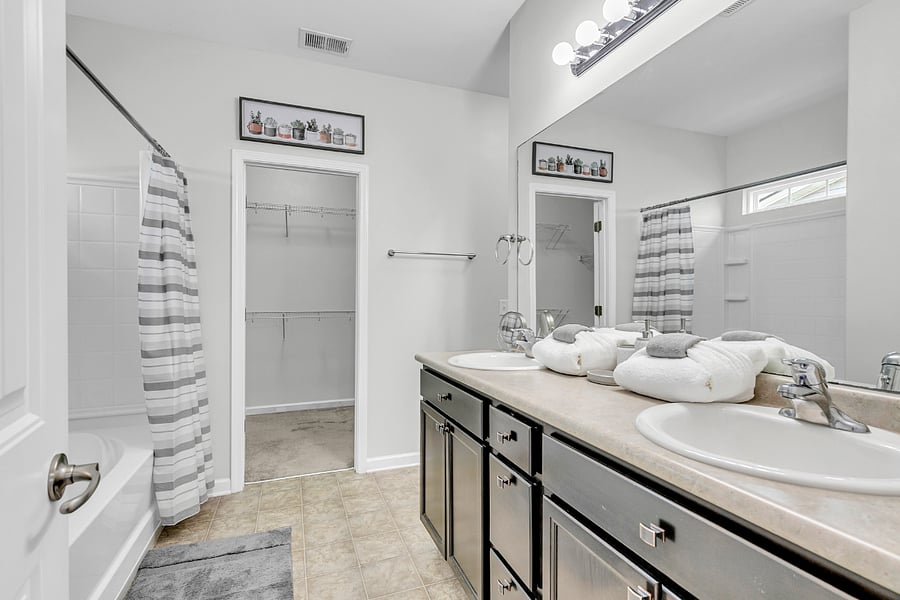 Furnished Finder property 712800_1 photo 9
