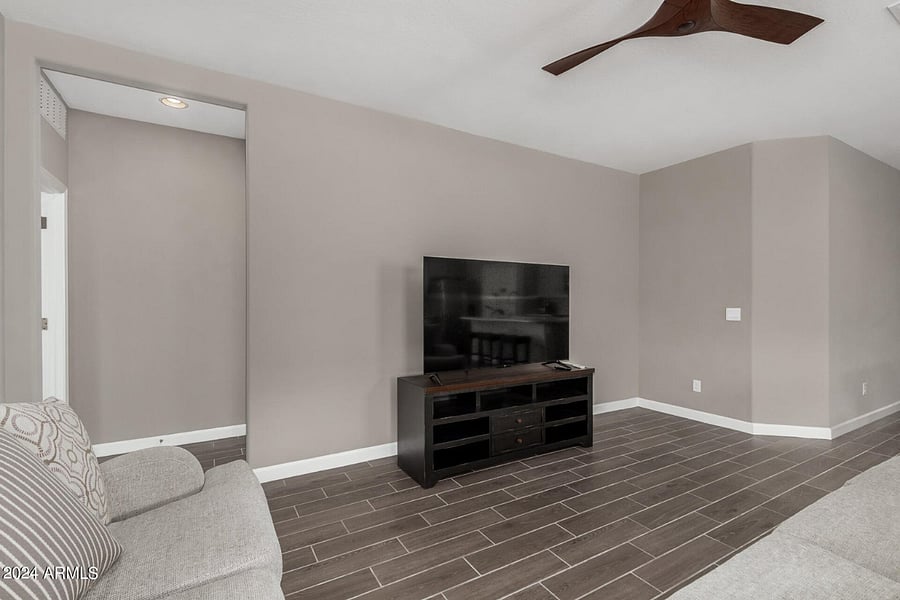 Furnished Finder property 712807_1 photo 14