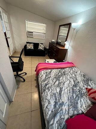 Furnished Finder property 712838_1 photo 8