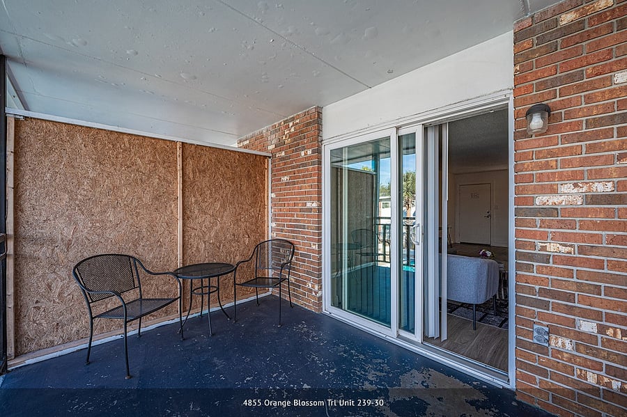 1 bedroom unit - balcony