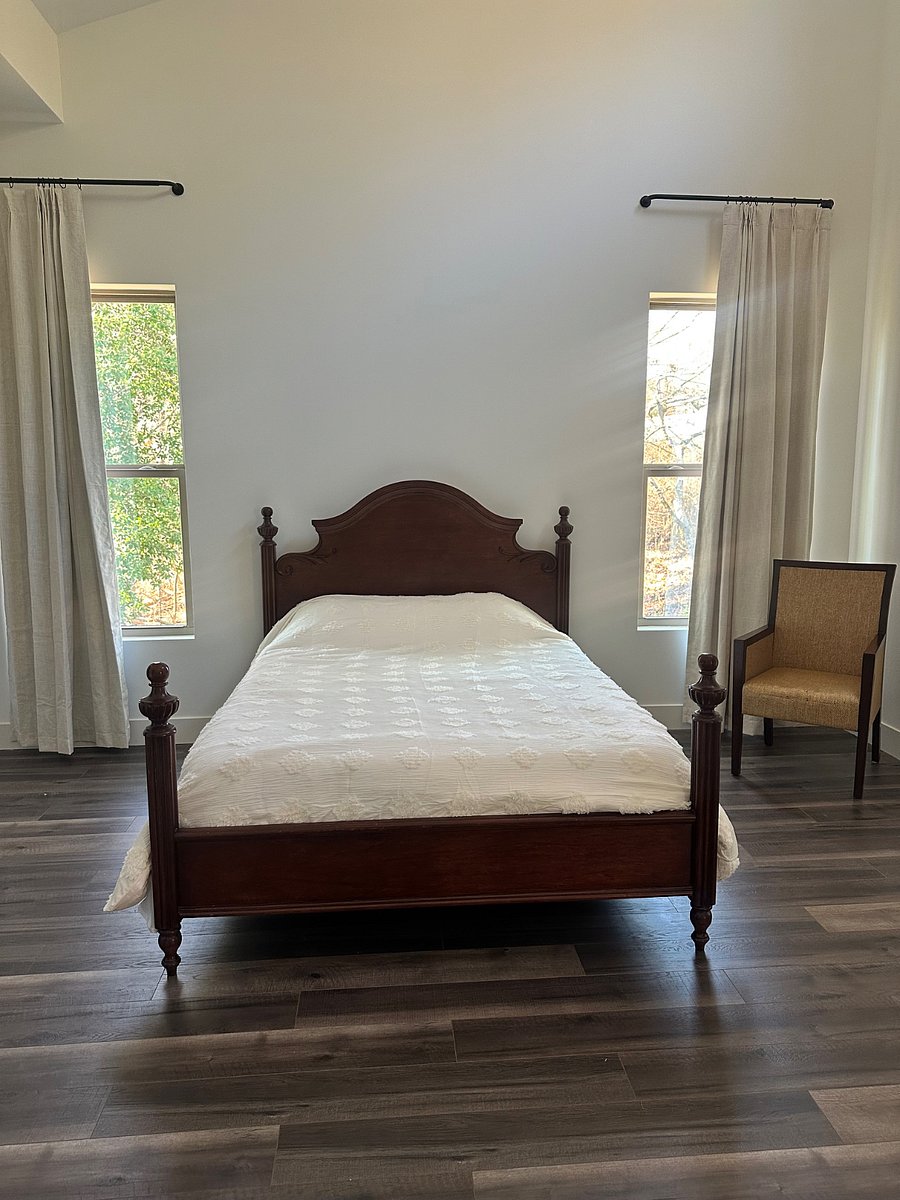 Furnished Finder property 712978_1 photo 4