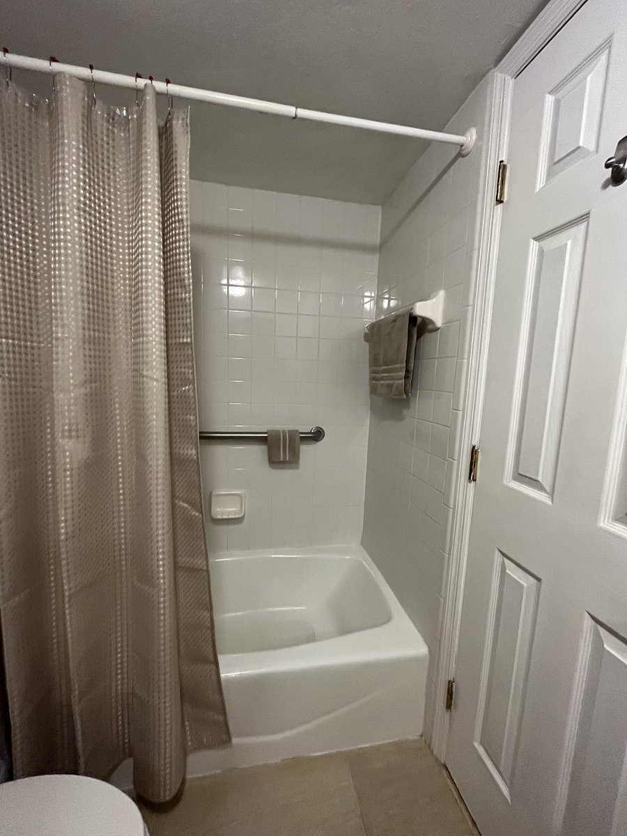 Furnished Finder property 712982_1 photo 12